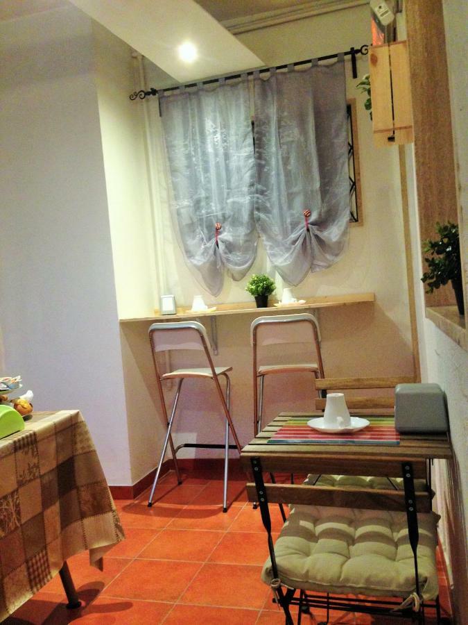 Camera Tripla con Bagno in Comune