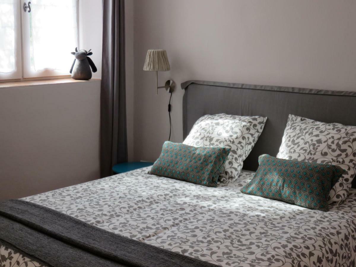 Chambre Lit Queen-Size - Vue sur Jardin