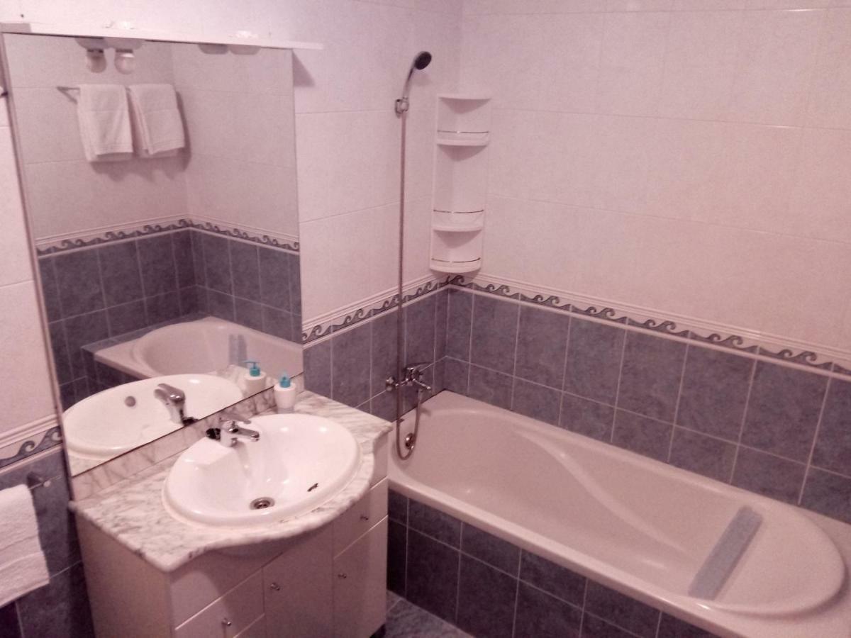 Habitación Familiar con baño privado