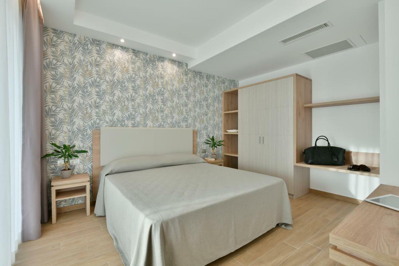 Superior Apartment,884734597:JPEG