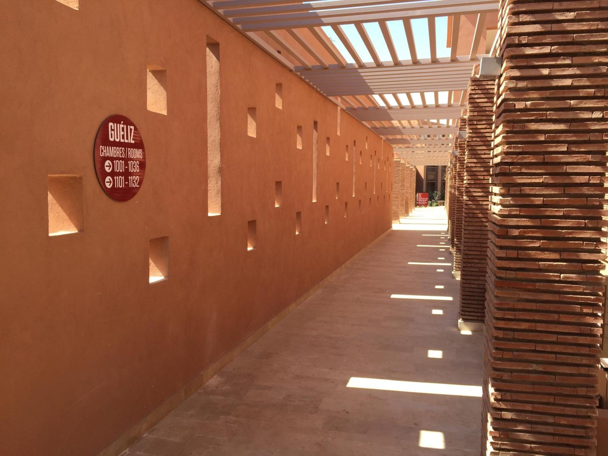 Chambre Double - Vue sur Piscine