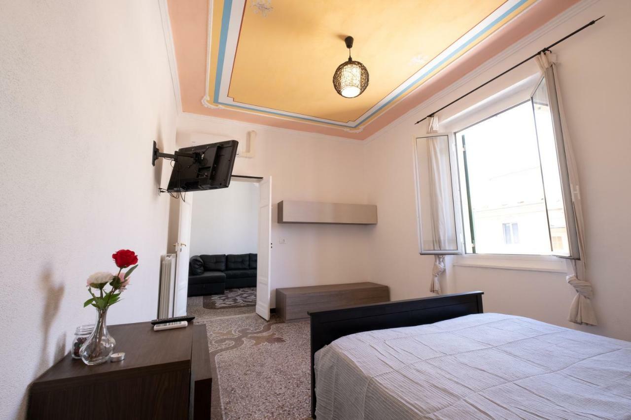 Deluxe Doppelzimmer (2 Erwachsene & 1 Kind)
