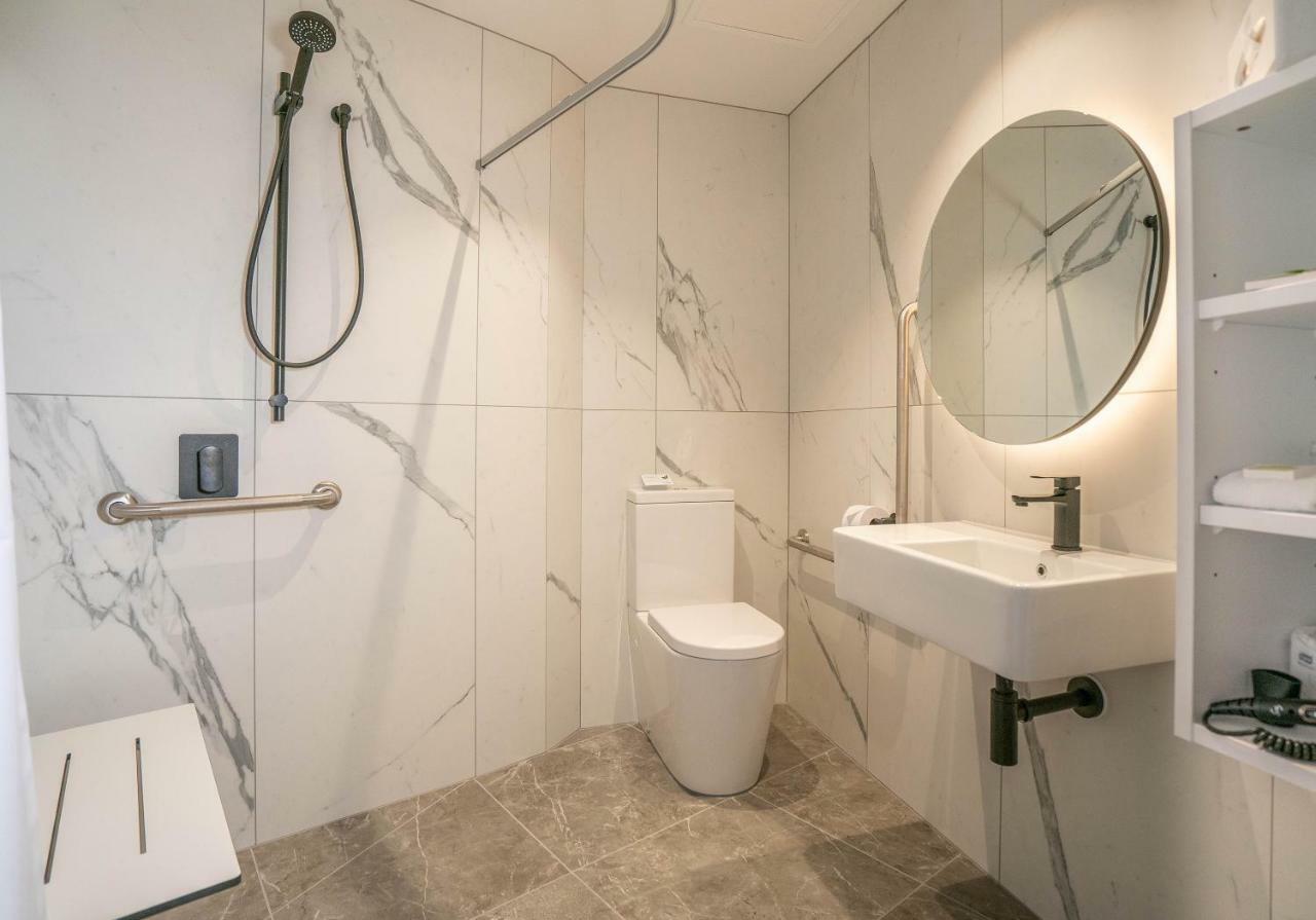 Kamer met Kingsize Bed - Geschikt voor Gasten met een Lichamelijke Beperking