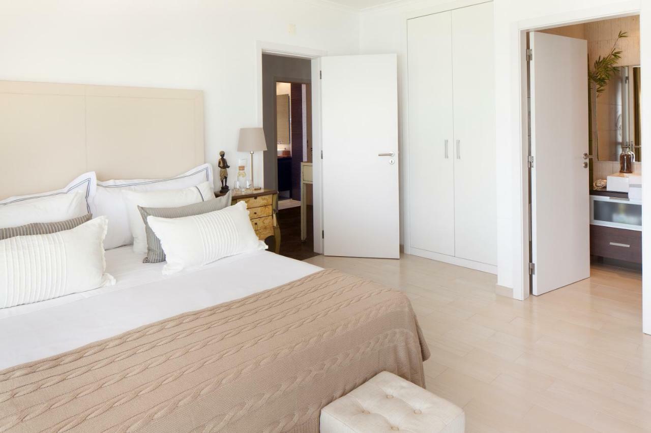 Quarto Duplo Deluxe com Varanda e Vista Mar