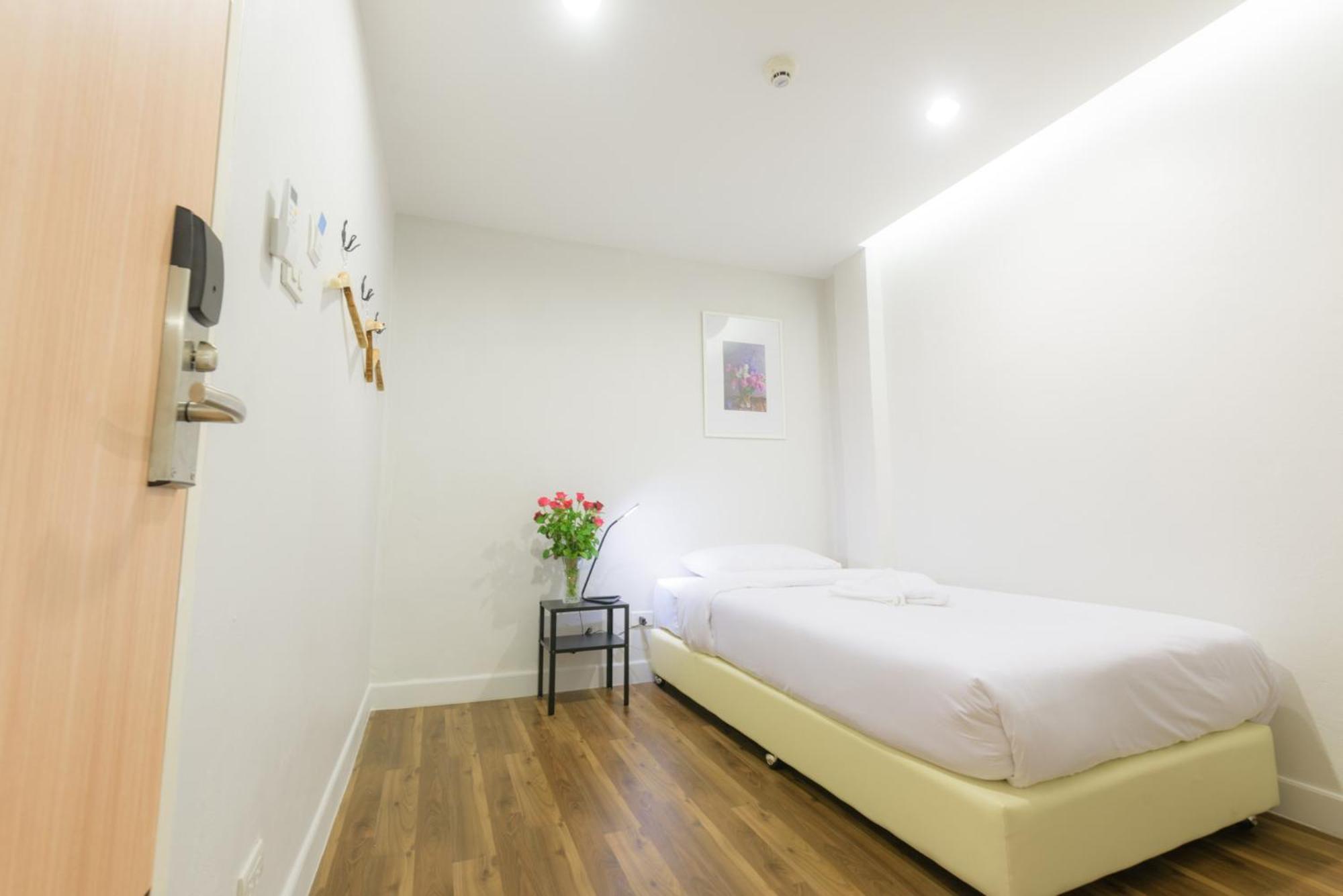 Standard Single Room No Window