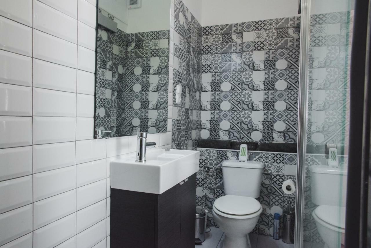 Quarto Duplo ou Twin com Casa de Banho Privativa