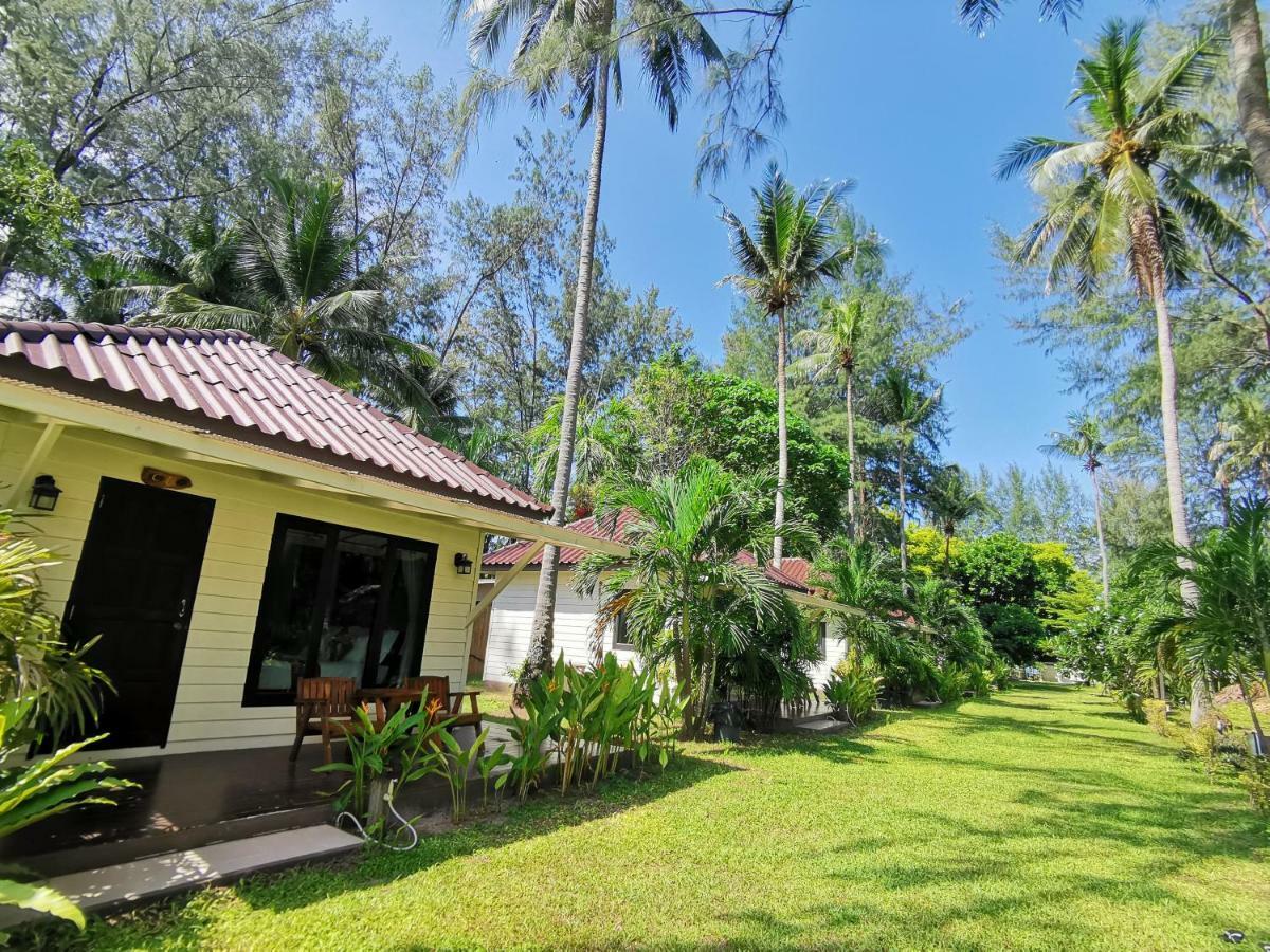 Deluxe Bungalow Garden View