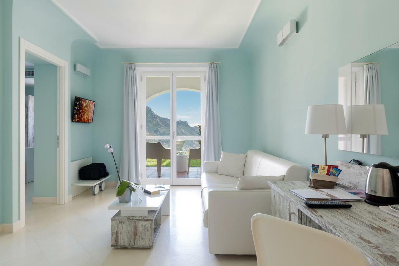 Suite Deluxe con Vista Mare
