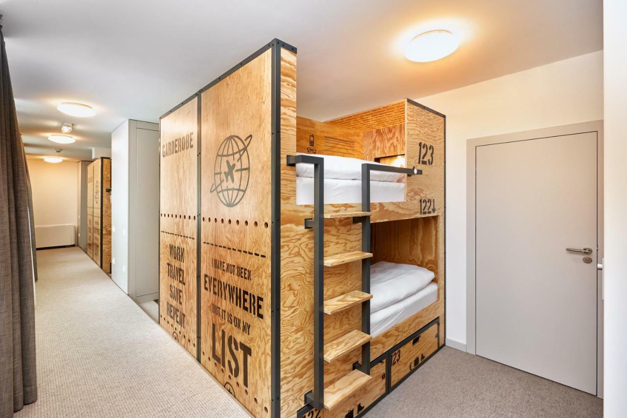 Bed in 10-Bed Mixed Dormitory Room,627157569:JPEG