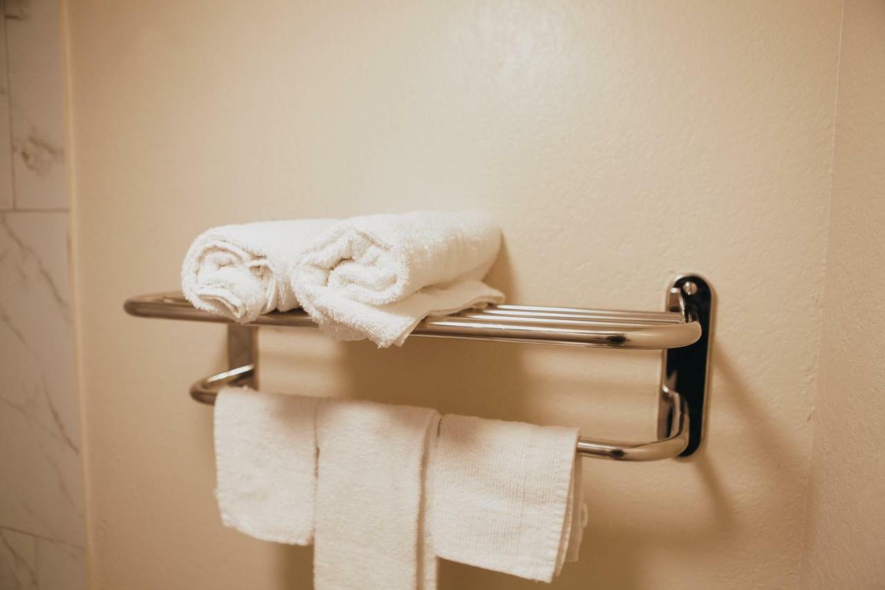 Two Double Beds Remodeled Non-Smoking