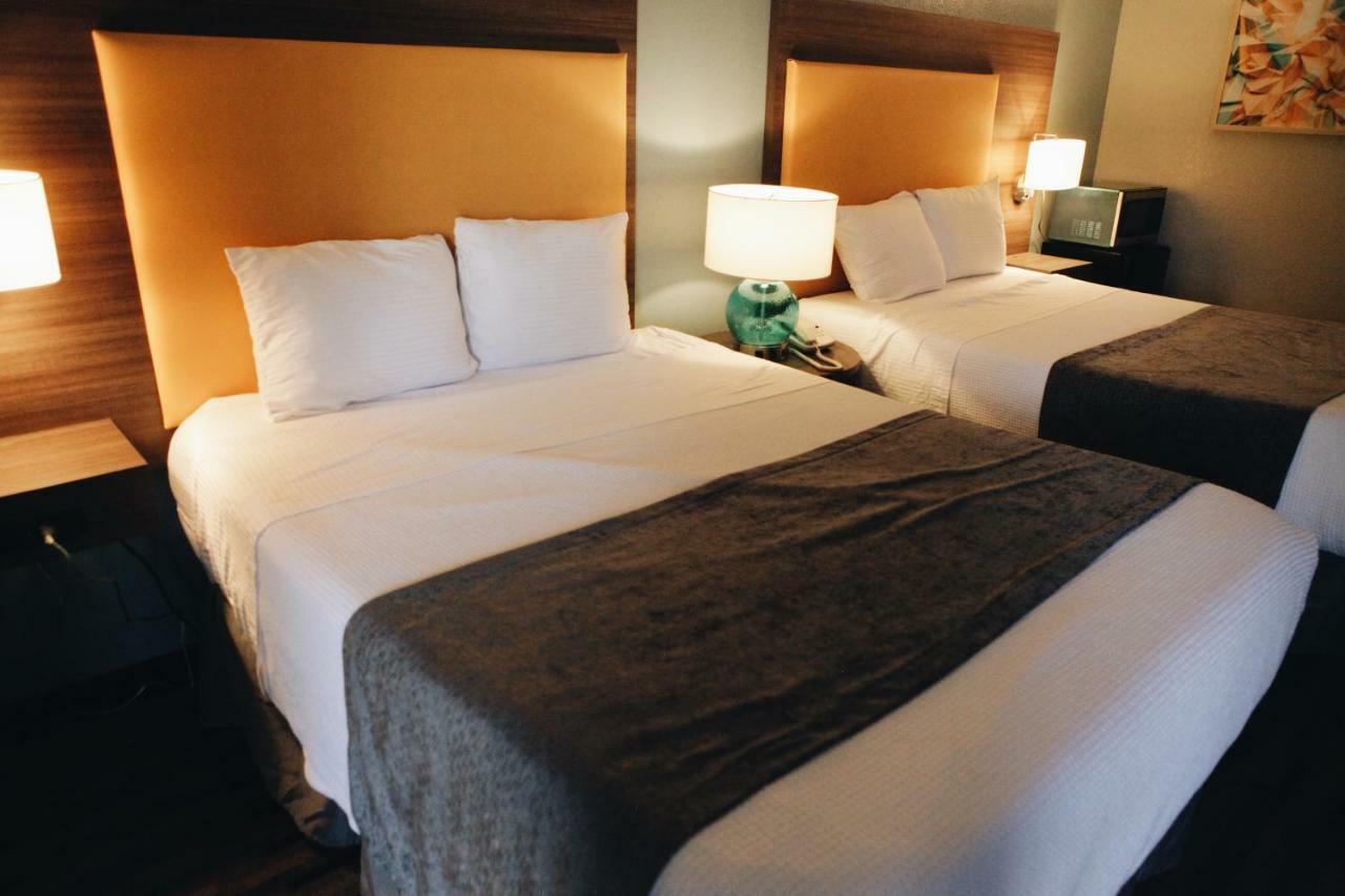 Two Double Beds Remodeled Non-Smoking