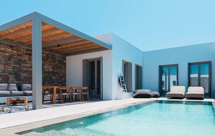 Superior Suite with Private Pool