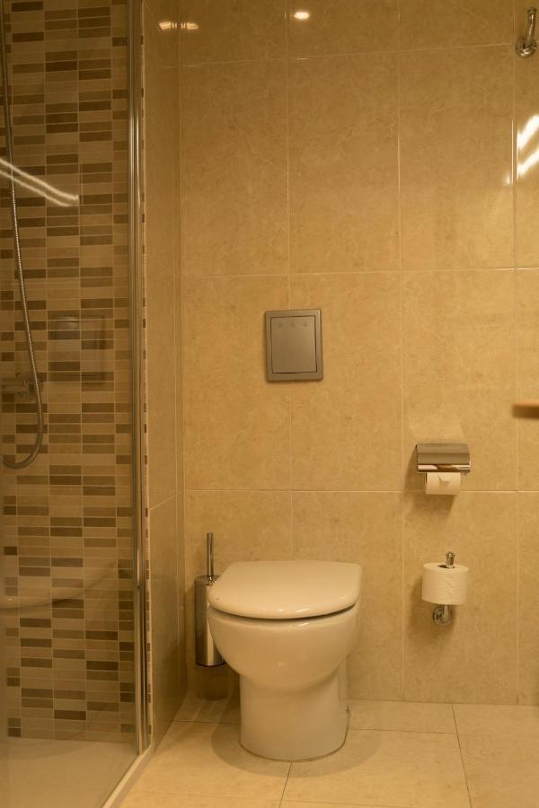 Triple Room,927358798:JPEG