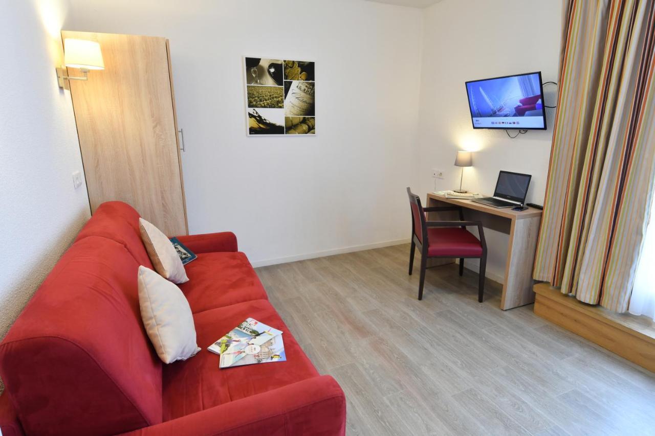 Suite Terrace,925305184:JPEG