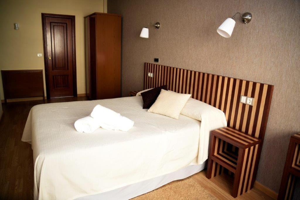 Habitación Doble (2 adultos + 1 niño)