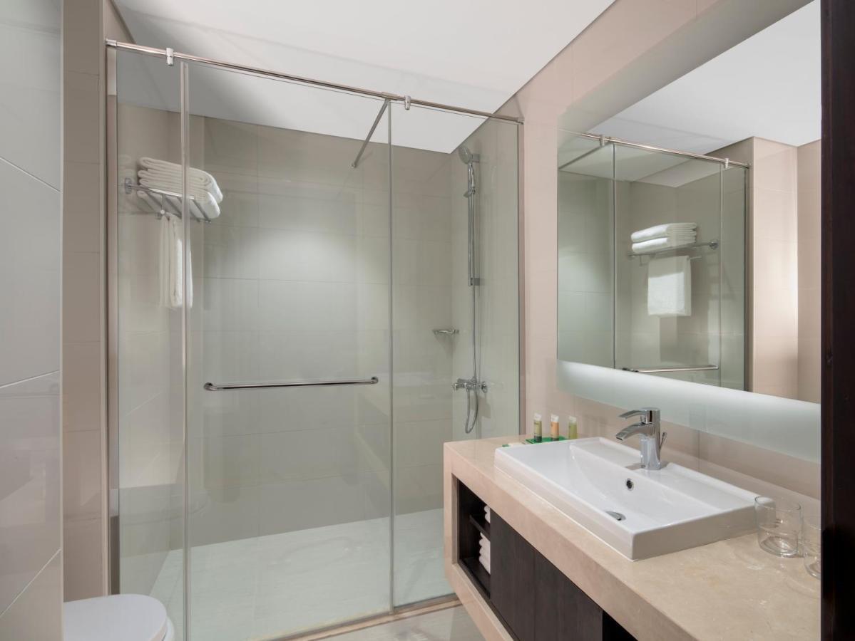Standard Room with Free Breakfast & (15% discount on F&B , SPA and Laundry),1175814226:JPEG