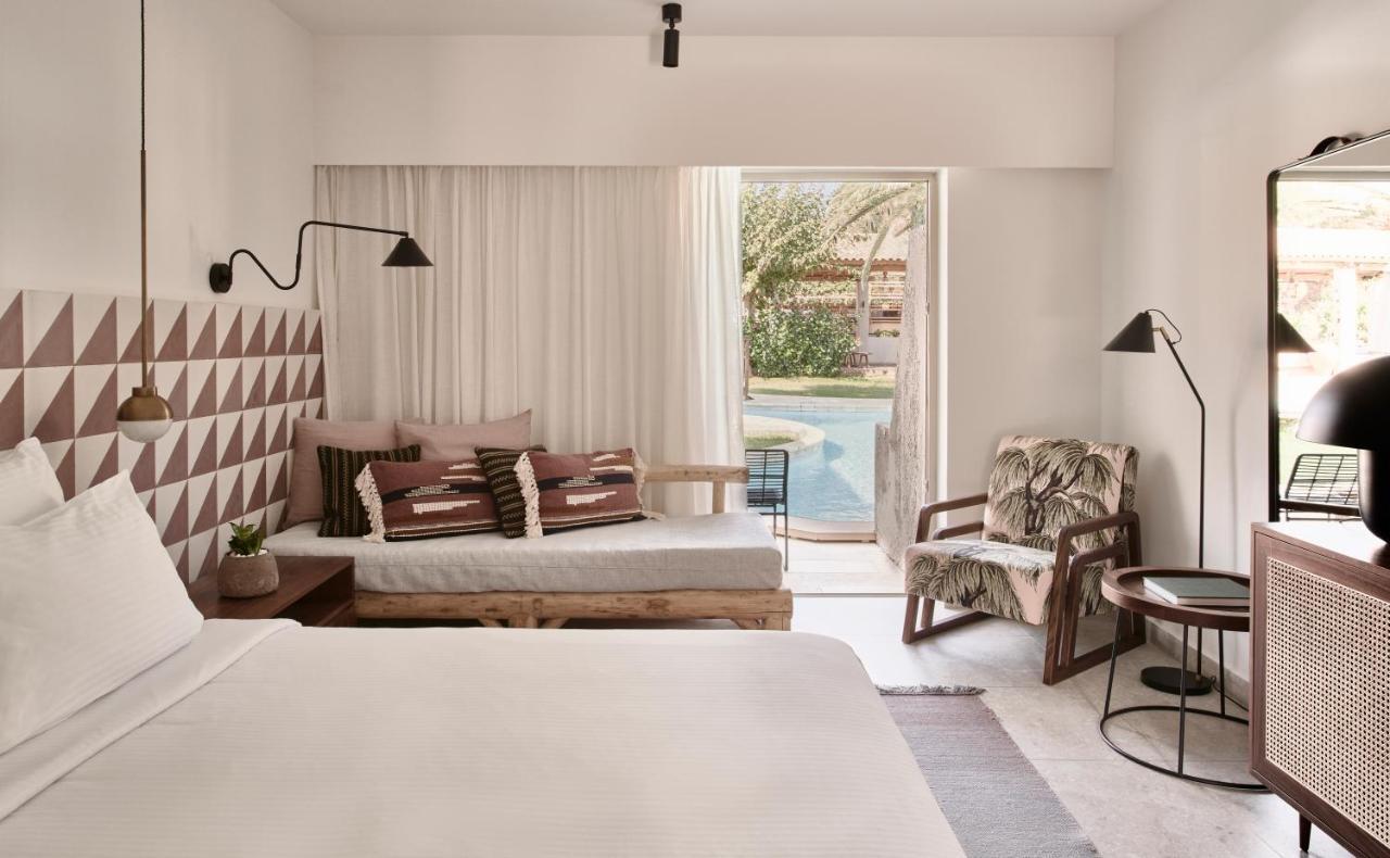 Bungalow avec Accès Direct à la Piscine