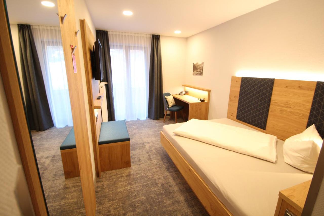 Comfort Single Room,749751269:JPEG