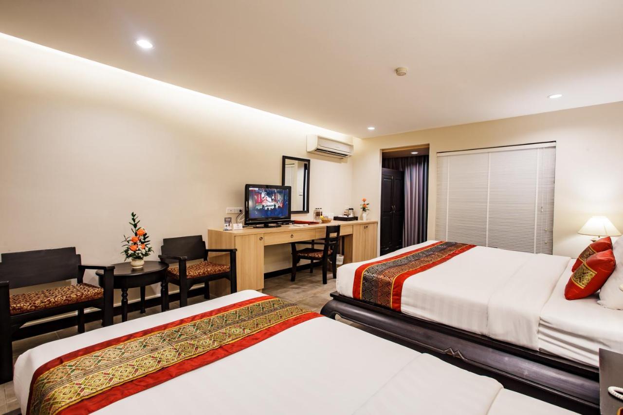 Deluxe Triple Room