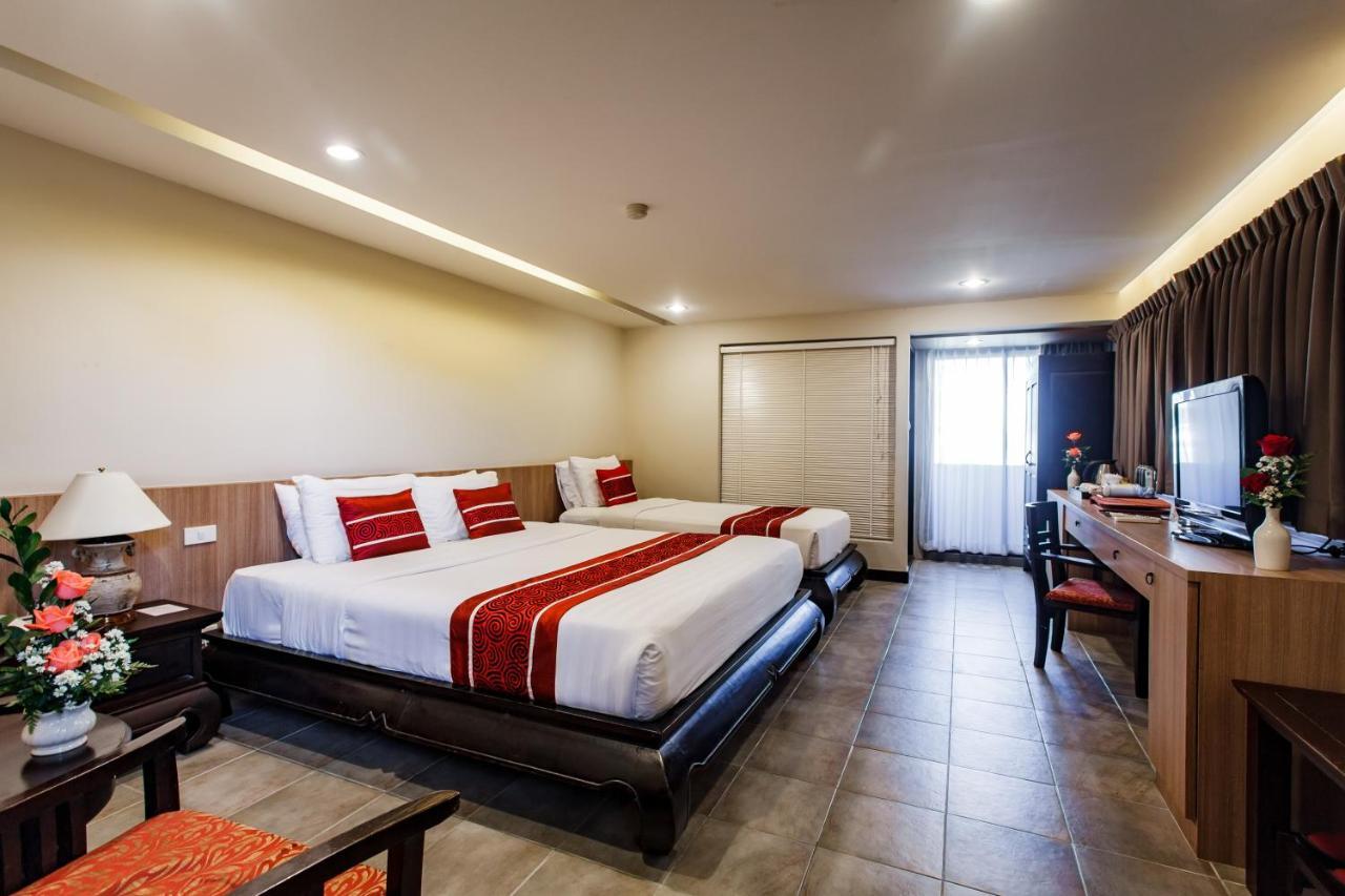 Deluxe Triple Room