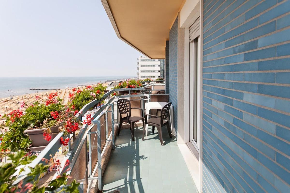 Superior Double or Twin Room with Sea View,960215515:JPEG
