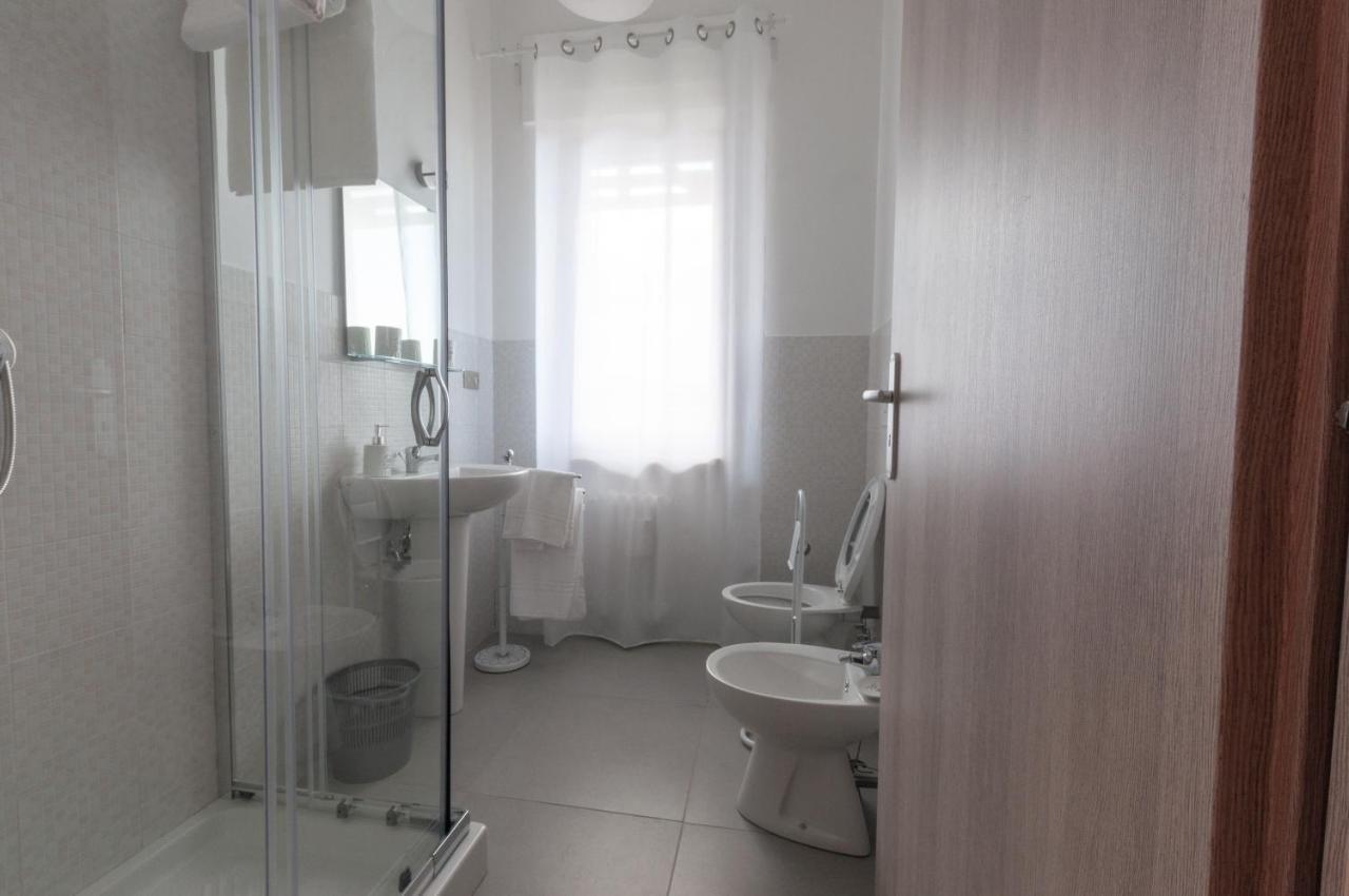 Double Room,1705089958:JPEG