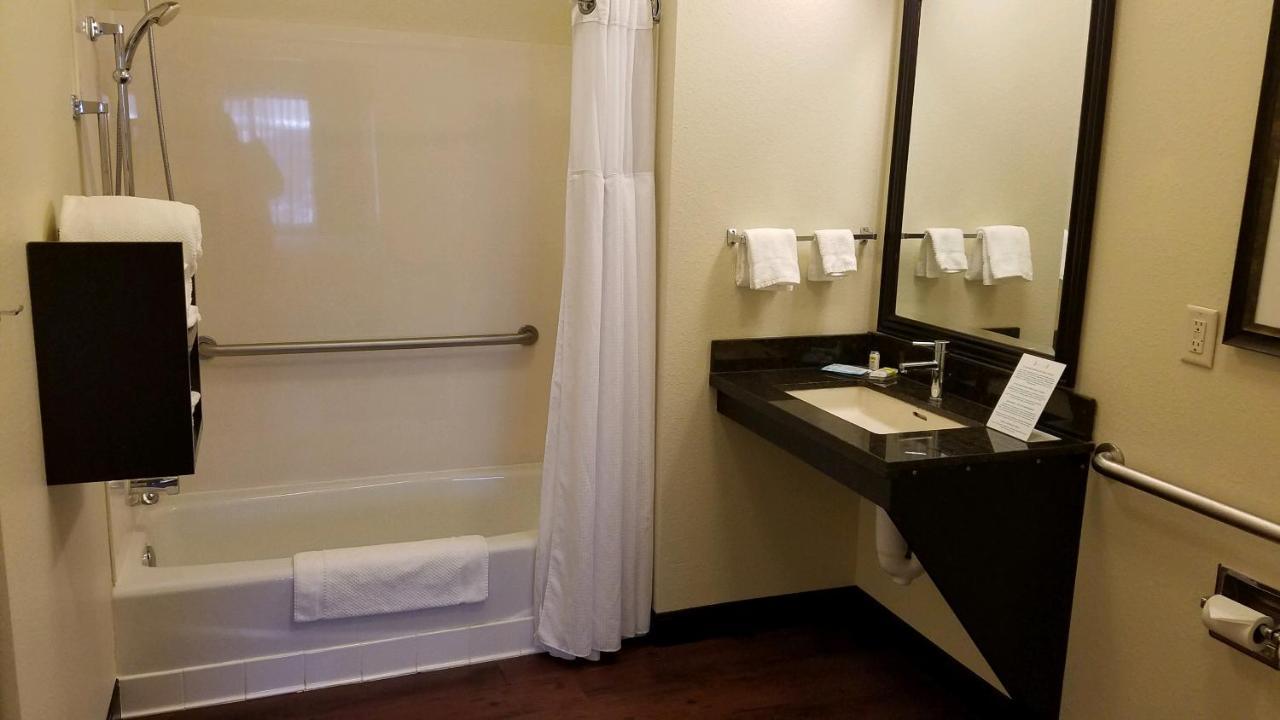Two-Bedroom Suite with Mobility Accessible Tub - Hearing Access