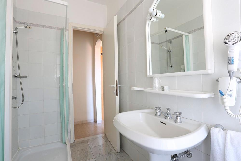 Double Room with Sea View,1037286097:JPEG