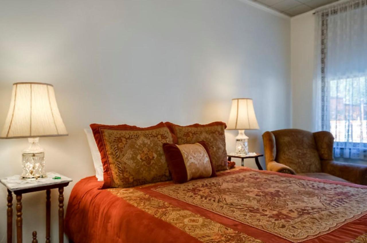 Two-Bedroom Suite