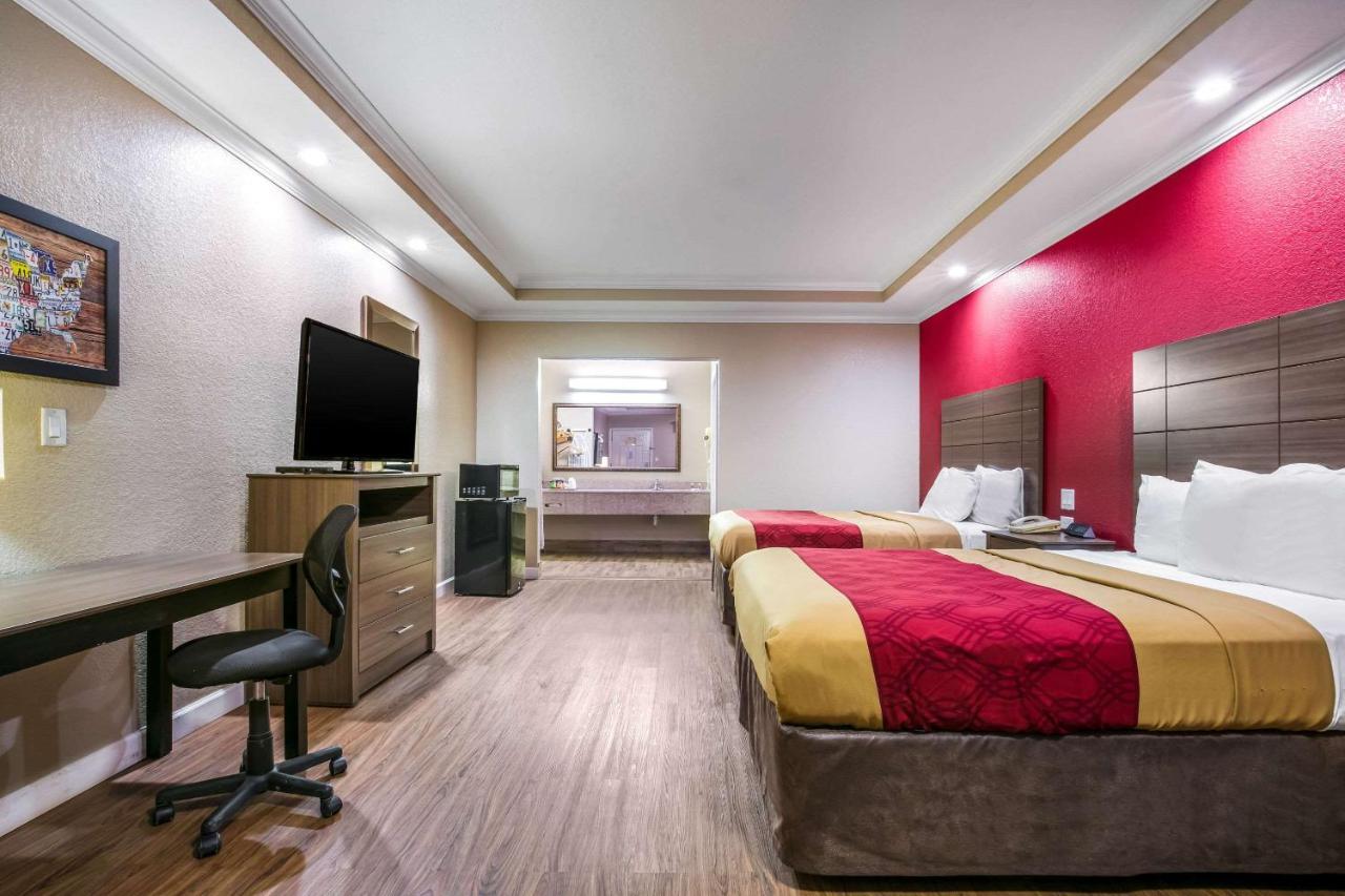 Queen Room with Two Queen Beds - Non-Smoking