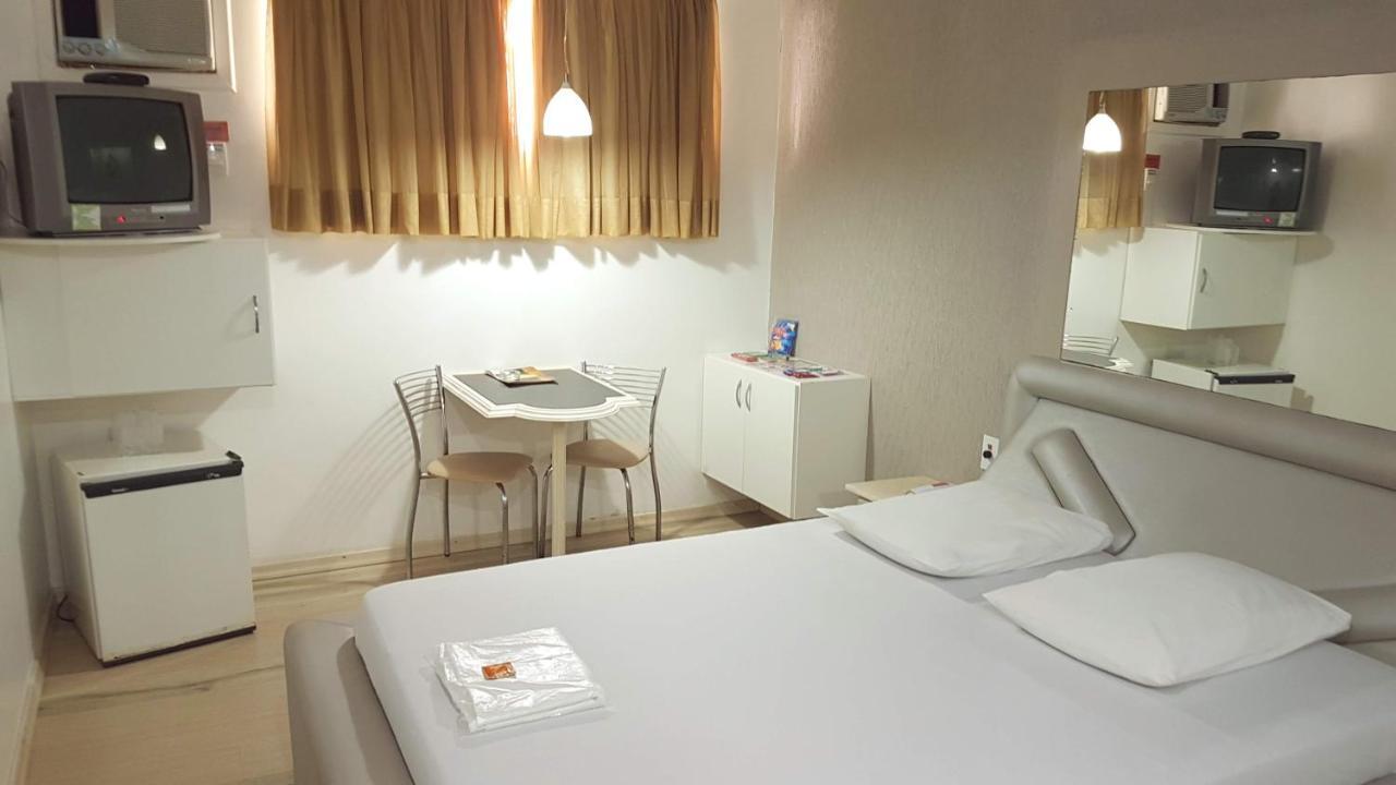 Apartamento com Chuveiro