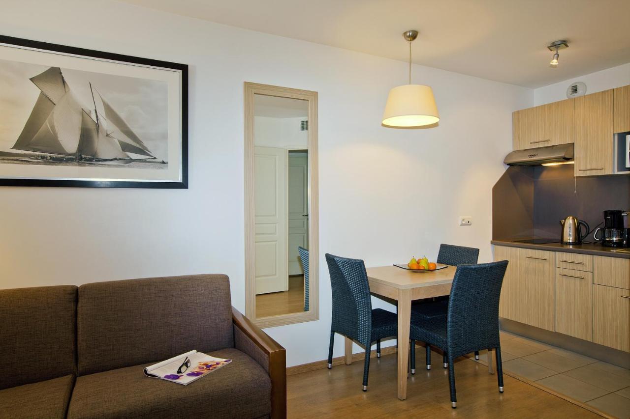 Junior Suite (3 Persons),553403898:JPEG