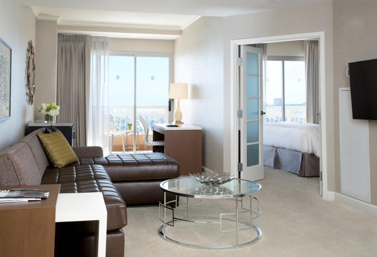 One-Bedroom Executive Suite Balcony