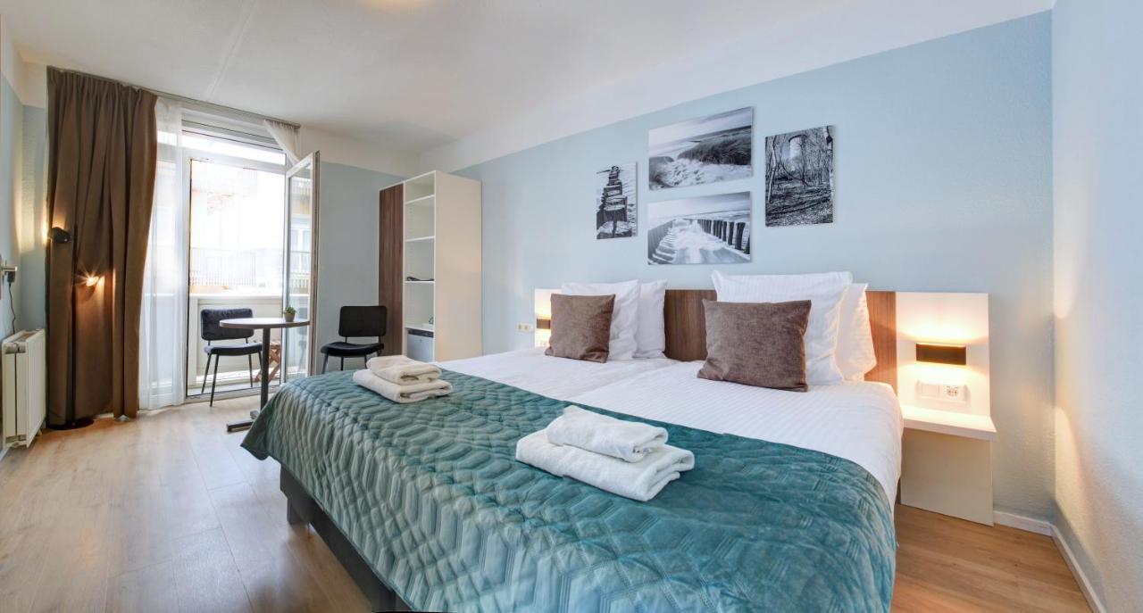 Standard Double Room with Balcony,990830833:JPEG