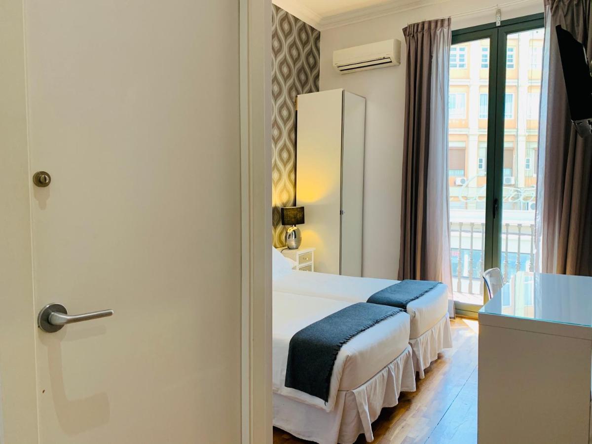 Chambre Lits Jumeaux avec Salle de Bains Privative