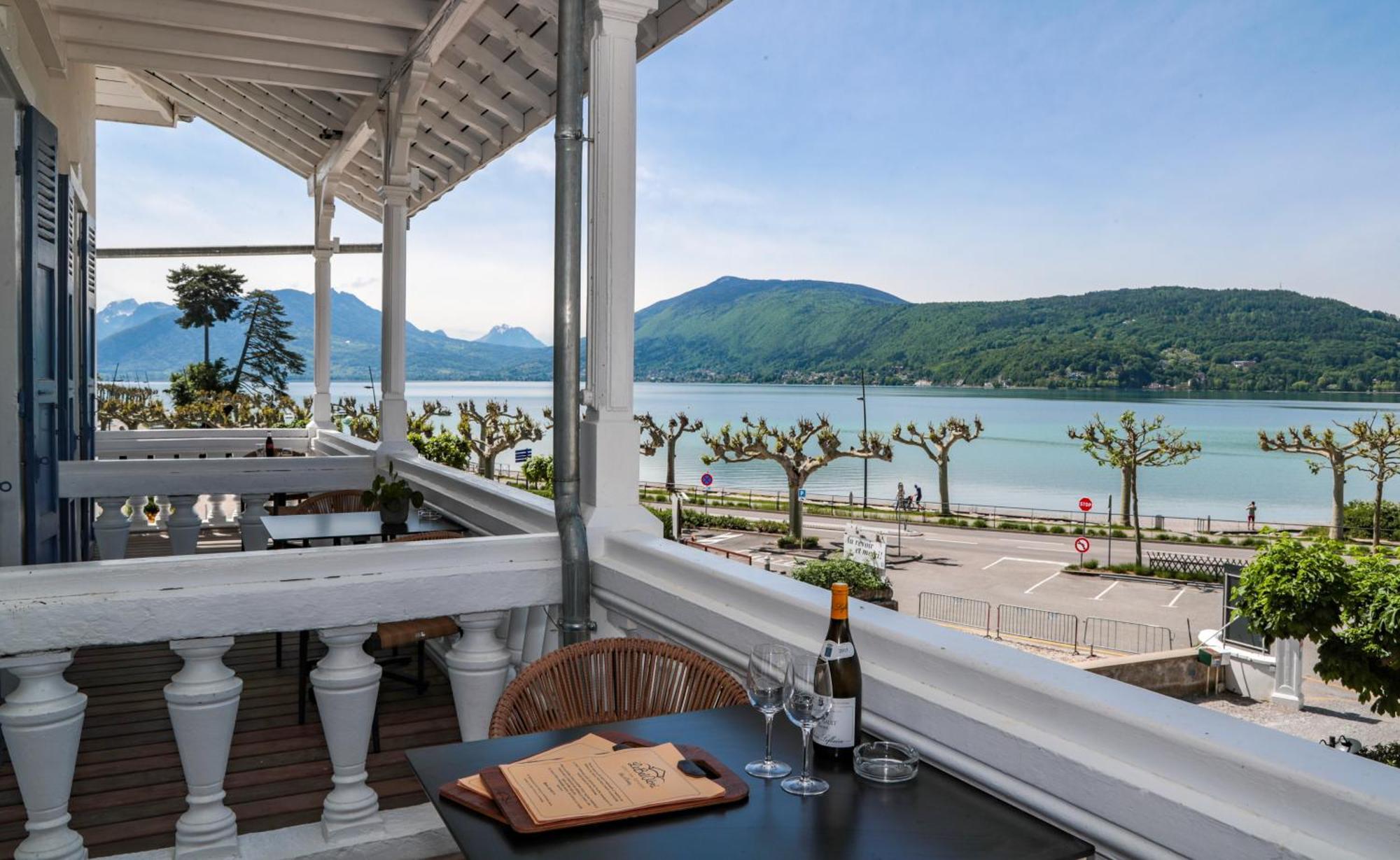 Superior Double Room with Balcony and Lake View,994828843:JPEG