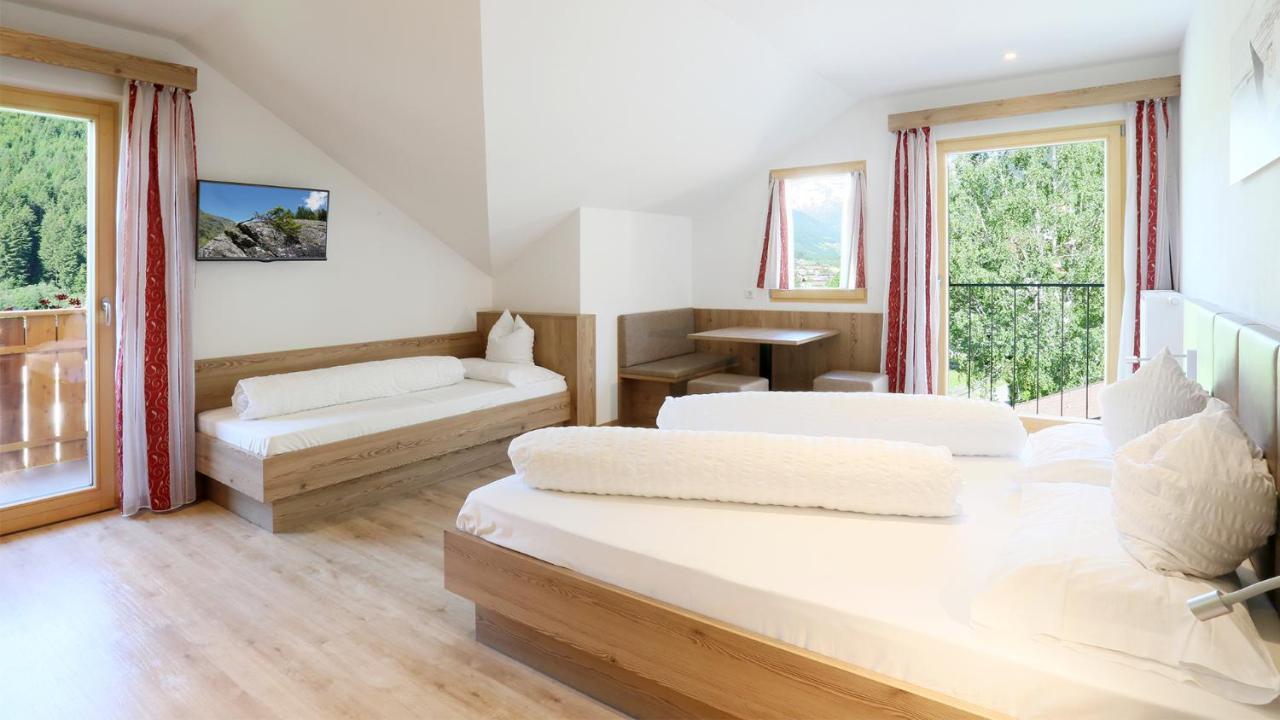 Triple Room,995517541:JPEG