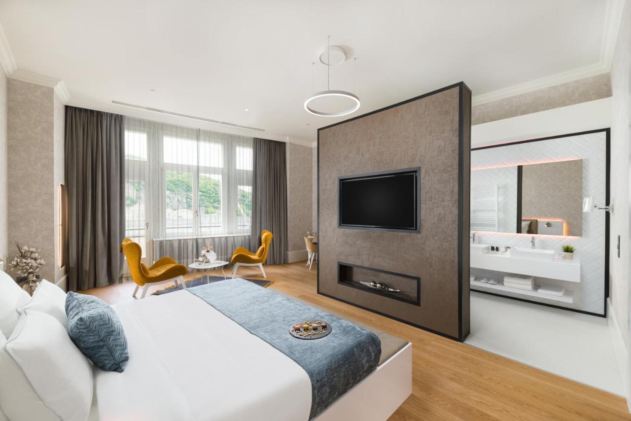 Ambassador Suite Danube view