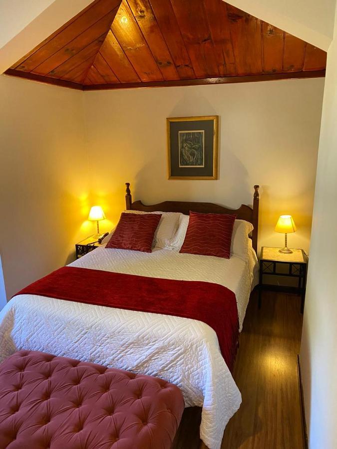 Quarto Duplo