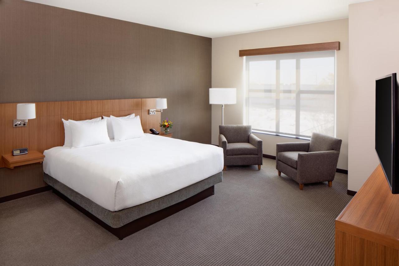 King Room with Sofa Bed