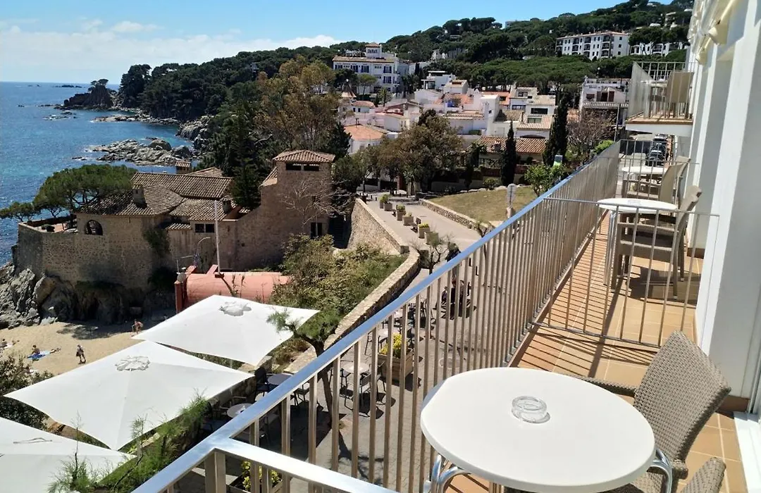 Hotel Mediterrani-1