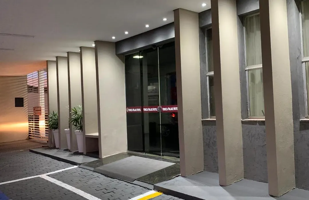 Hotel Veneza-1