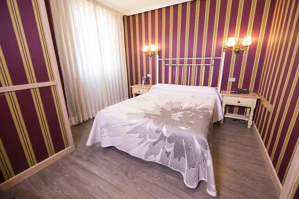 Hotel Julia-1