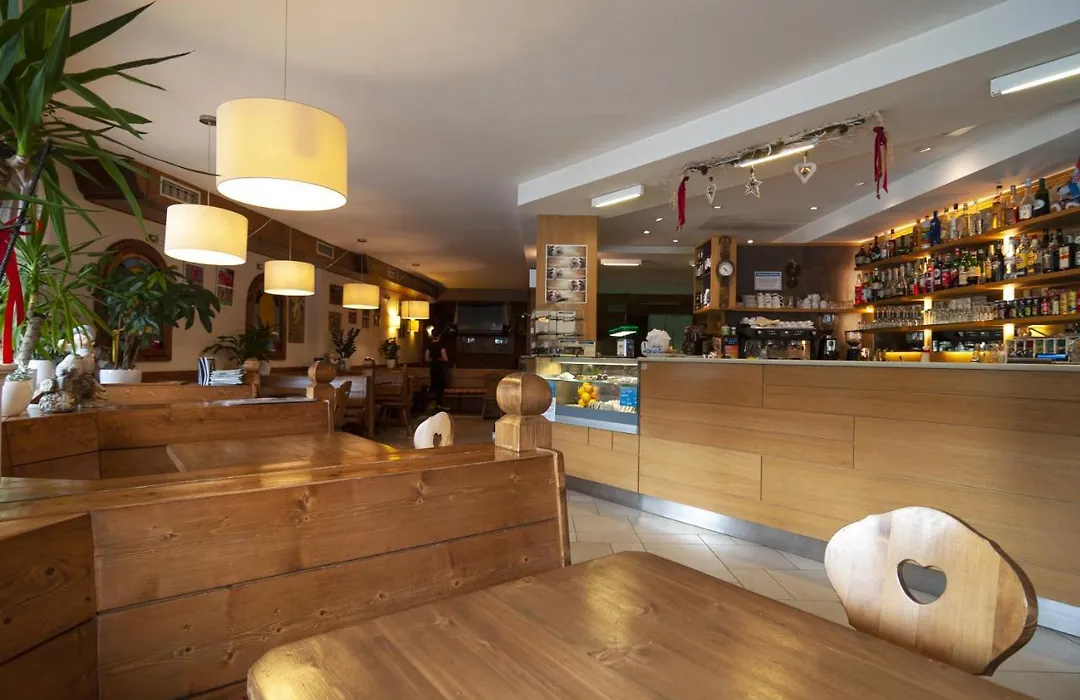 Albergo Antelao-1