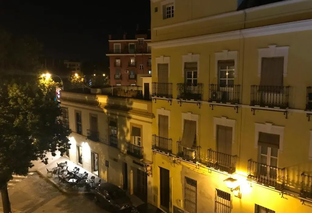 Hostal Puerta Carmona-1