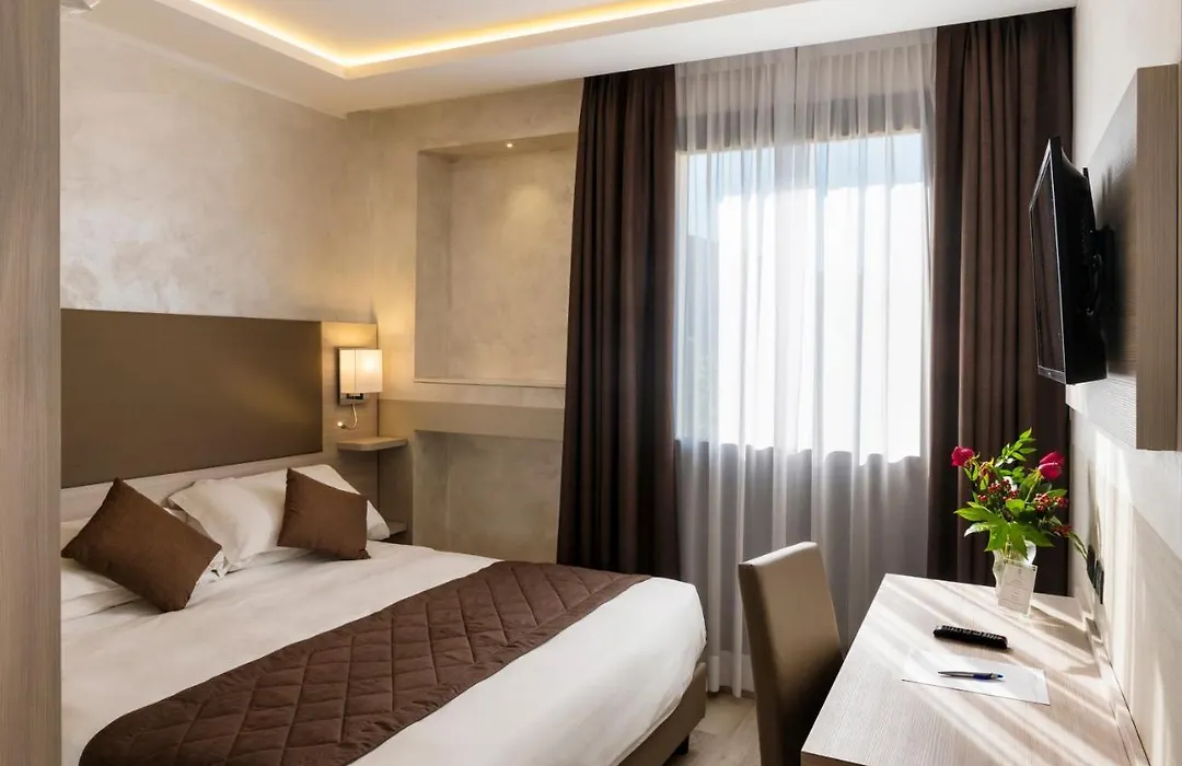 Hotel Plaza-1