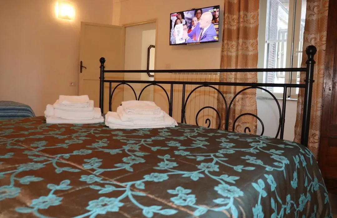 B&B Camere Montalto Centro-1