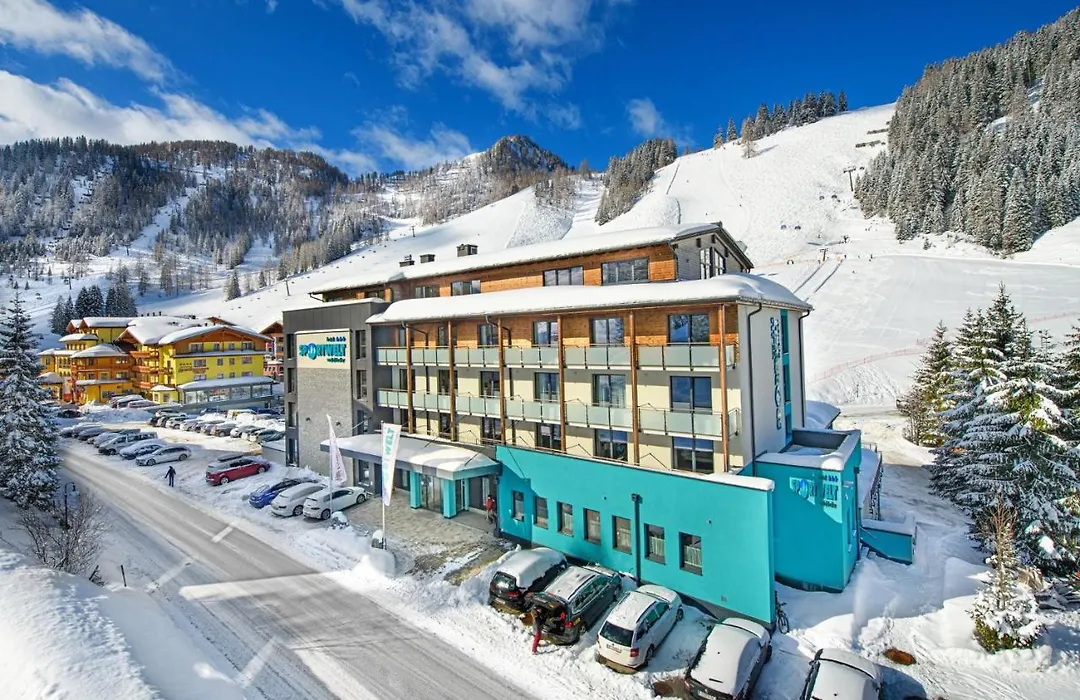 Hotel Sportwelt-1