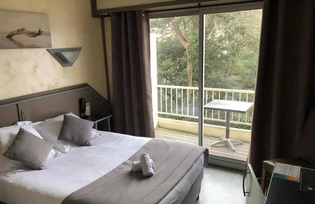 Hotel Le Christina-1