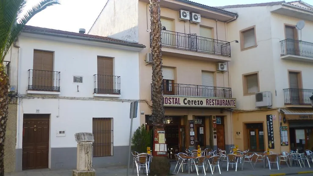 Hostal Cerezo-1